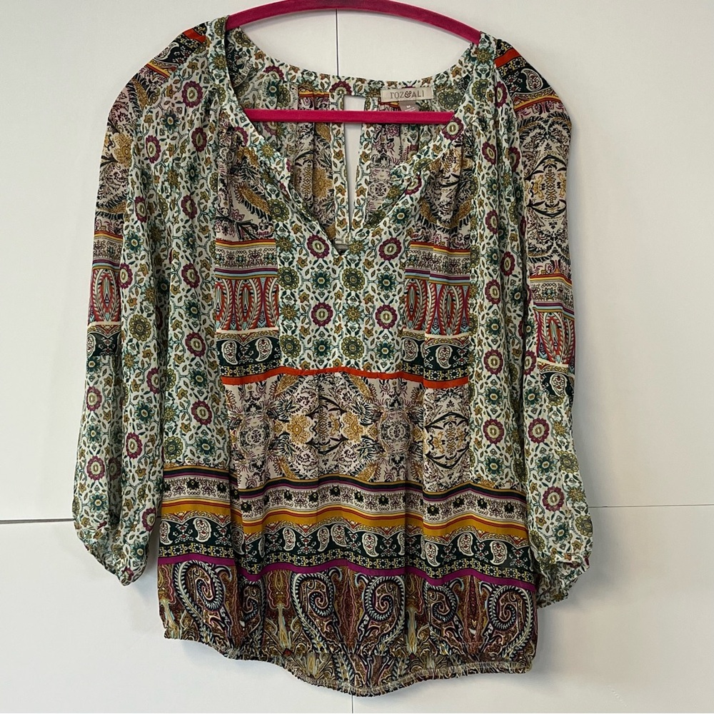 Women’s Roz & Ali Print Boho Flowy Top. Size Medium.